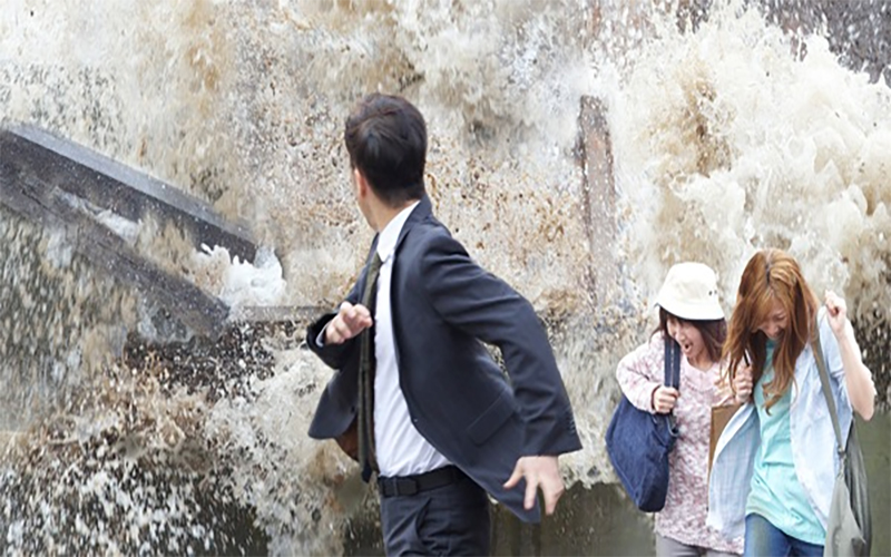  ฝันเห็นคลื่นยักษ์โถมใส่-lekruaythai.com 