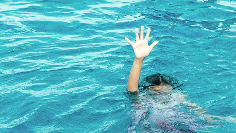 ทำนายฝัน ฝันเห็นผู้หญิงตกน้ำ เฮง99