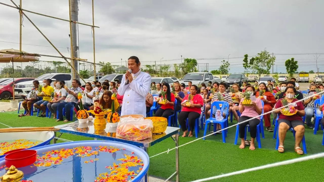 เลของค์ท้าวเวสสุวรรณ-lekruaythai