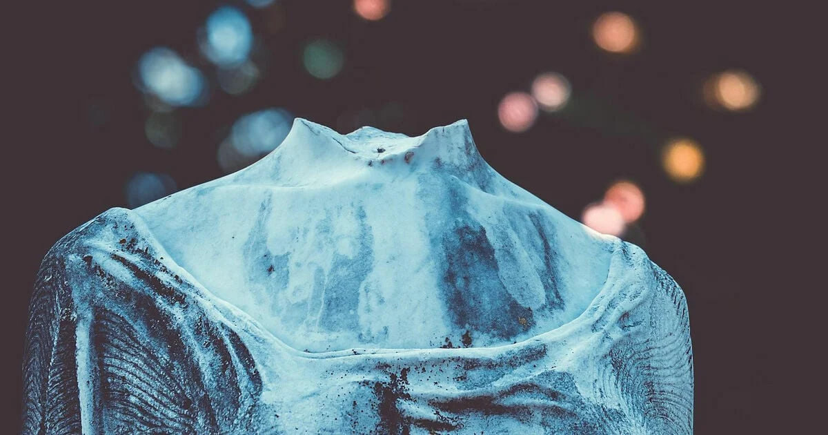 ฝันเห็นผีหัวขาด-lekruaythai