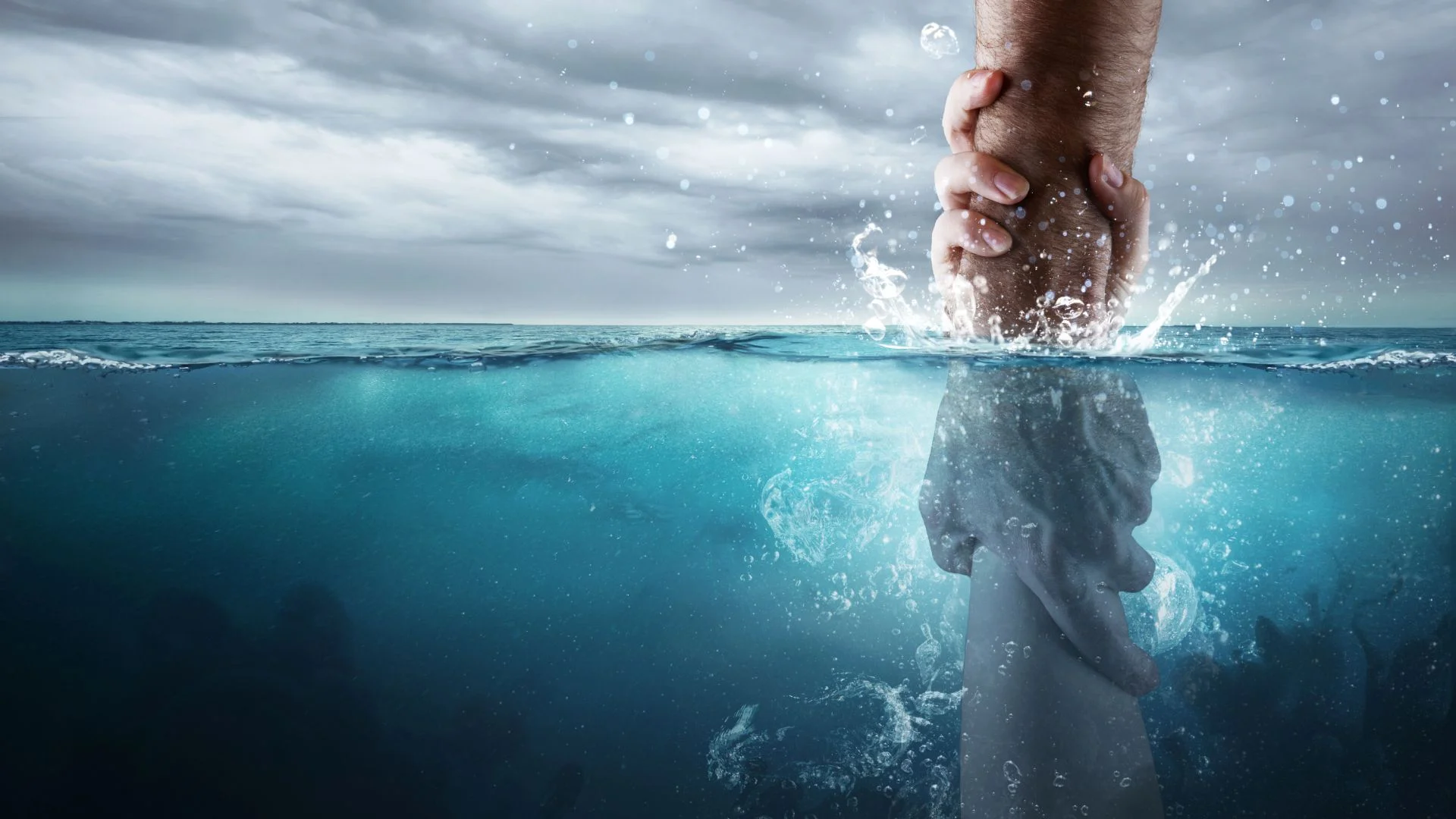 ฝันว่าตกน้ำแต่มีคนช่วย-lekruaythai