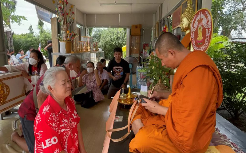วิธีขอพรท้าวเวสสุวรรณให้ได้ผล-lekruaythai.com