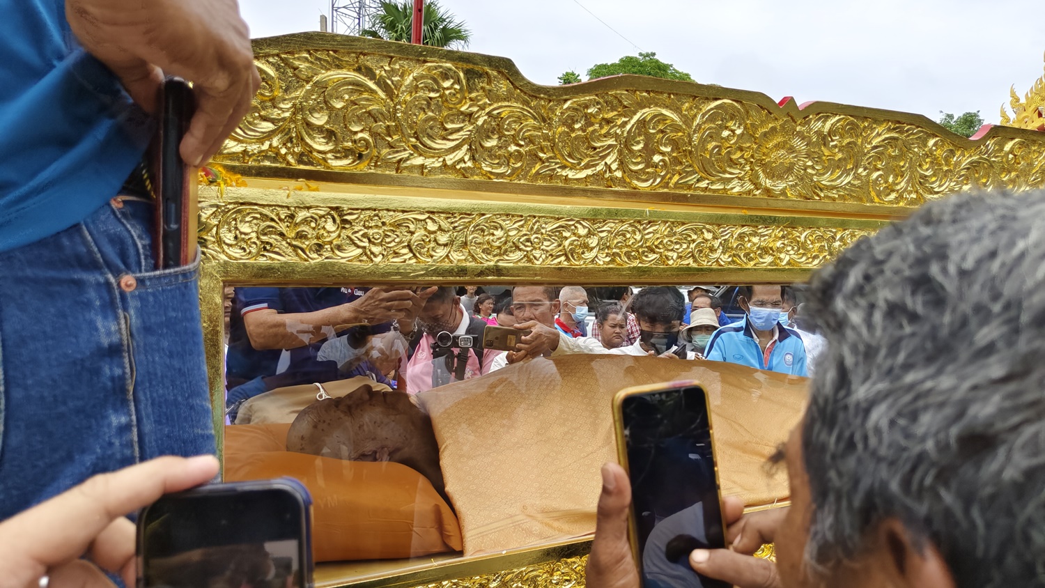 หลวงปู่แขก-lekruaythai