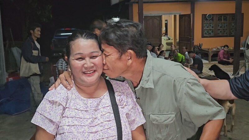 ฝันว่าเพื่อนถูกรางวัลที่1 - "Dreamed that a friend won the first prize"
