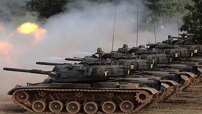 ฝันเห็นรถถังปืนใหญ่-"Dream of seeing a military tank"
