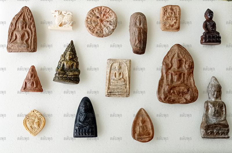 ฝันว่ามีคนเอาพระมาให้-"Dreamed that someone brought a Buddha amulet to me."