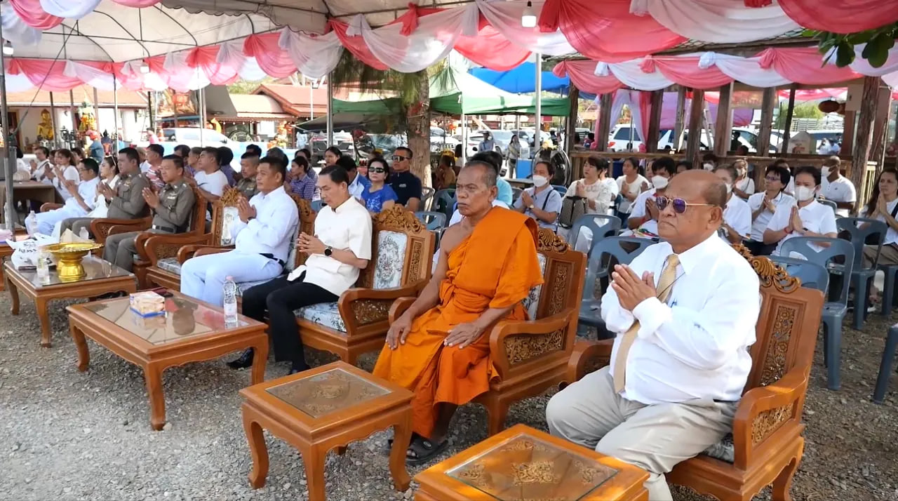 เลขครุฑกางปีก-"Garuda spreads its wings"
