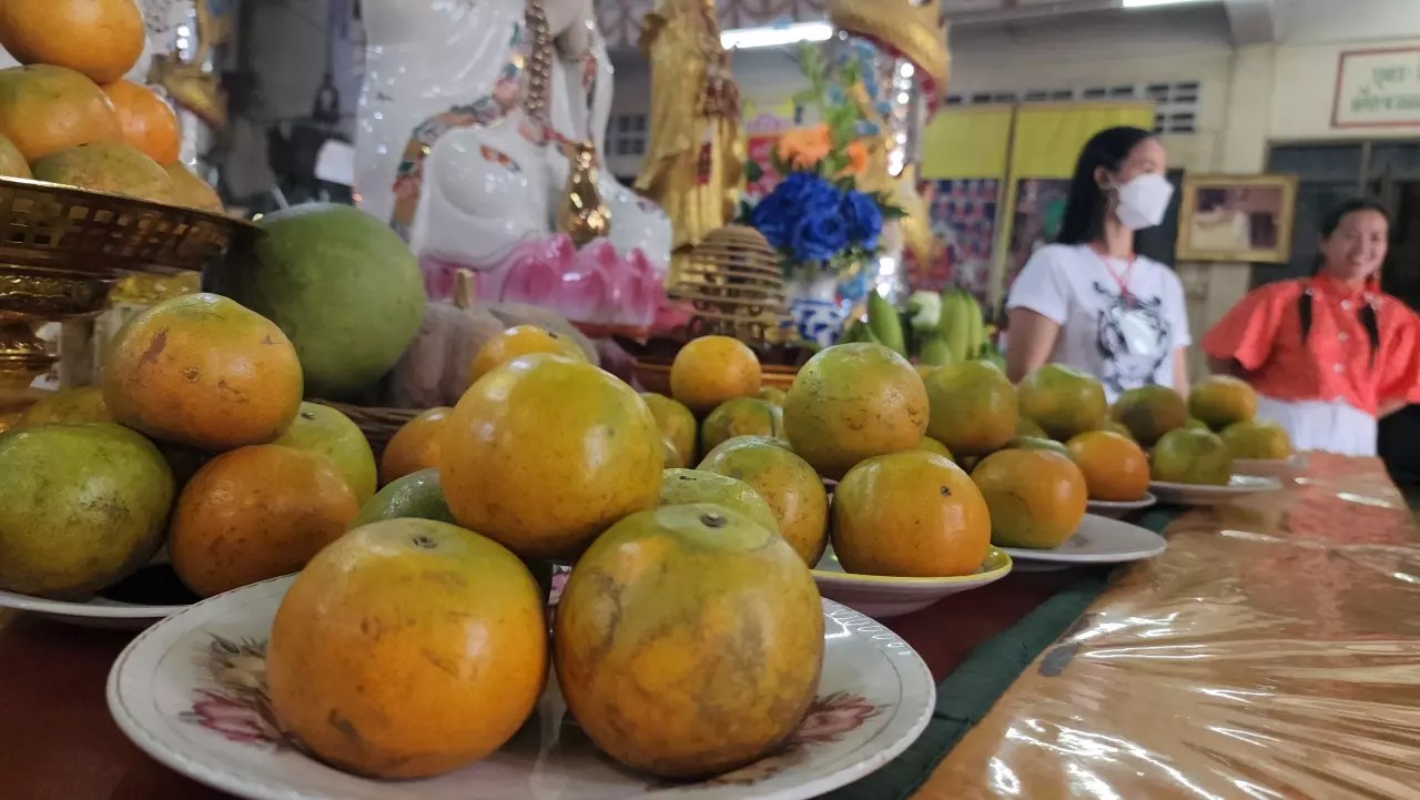 เจ้าแม่ กวน อิ ม ใกล้ ฉัน -"Goddess Kuan Yin near me"