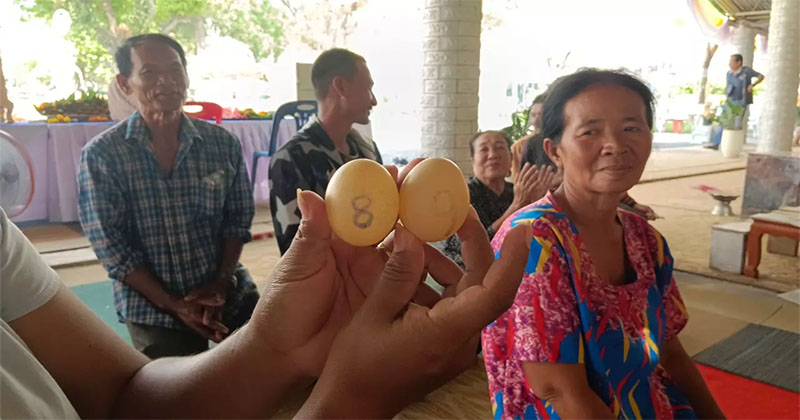 หลวงพ่อ ทอง วัดเขา ตะ เครา รุ่นแรก-"Luang Pho Thong, Wat Khao Ta Krao, first edition"