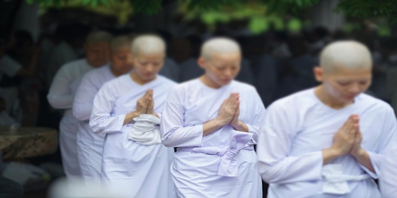 ฝันเห็นแม่ชี-"Dream of seeing a nun"