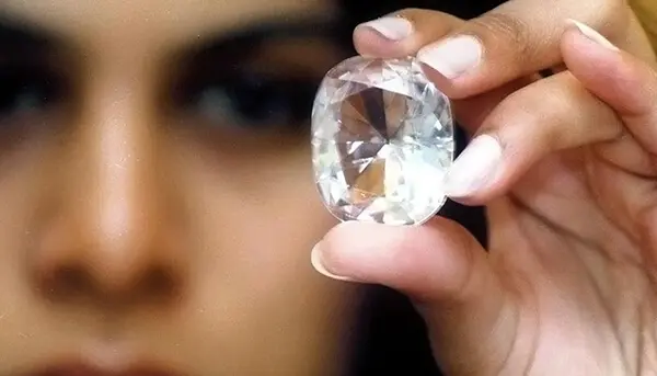 ฝันว่าได้เพชร 1 เม็ด - "Dreamed of getting a diamond"