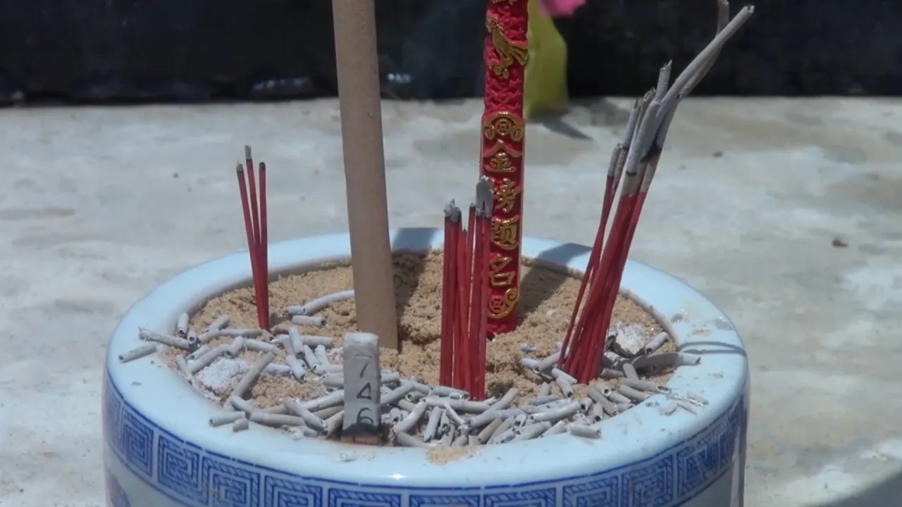 สายมูลุ้นเลขท้าวเวสสุวรรณ-"Thao Wessuwan Lottery"
